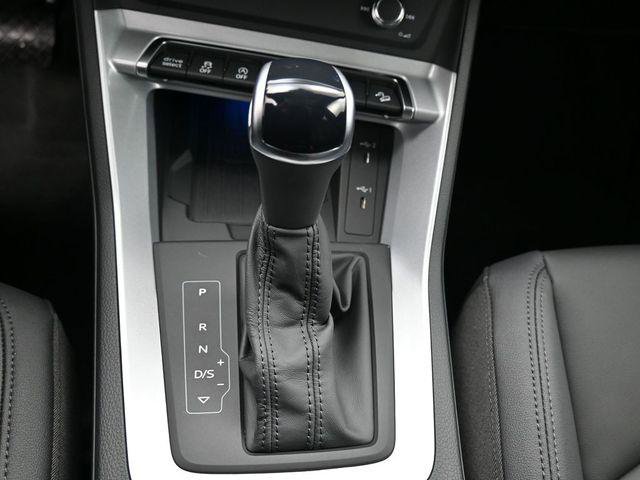 Used 2024 Audi Q3 2.0T Premium Plus image 27