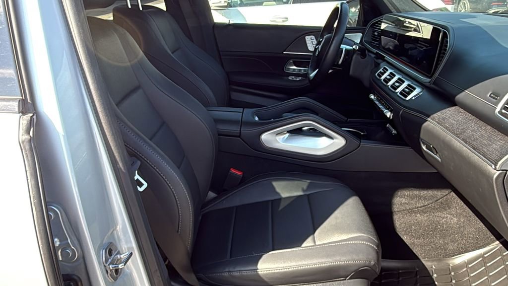 Certified 2025 Mercedes-Benz GLS 450 4MATIC image 10