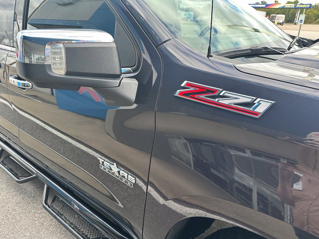 Used 2022 Chevrolet Silverado 1500 LTZ AWD/4WD image 7