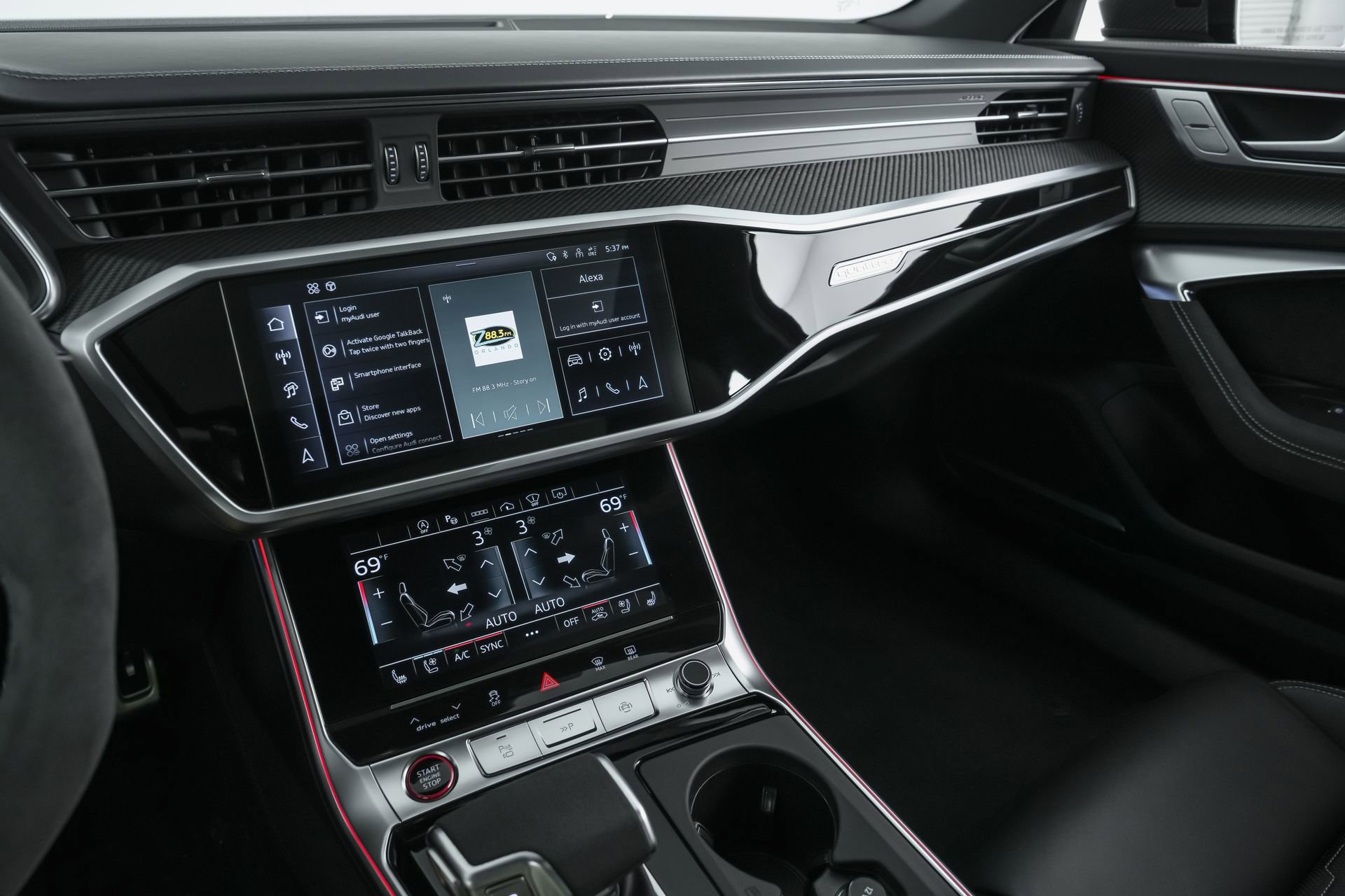 Used 2024 Audi RS 6 performance w/ Matte Carbon Package image 21