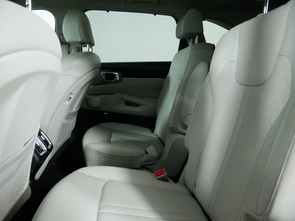 Certified 2023 Kia Sorento SX Prestige image 15