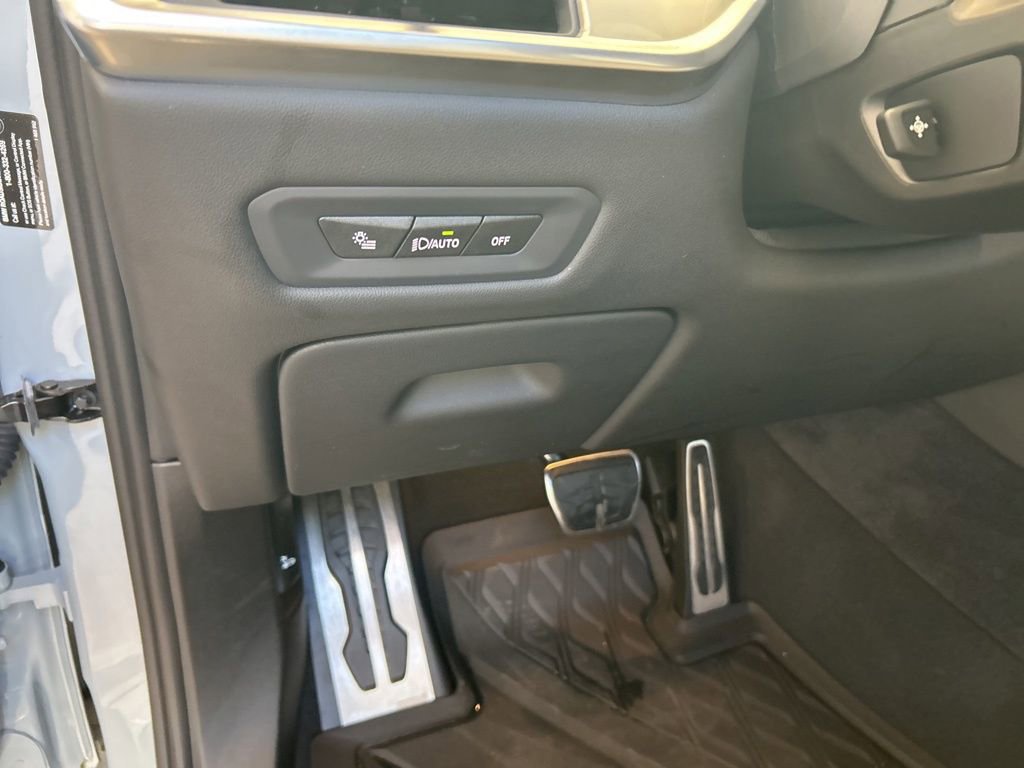Used 2024 BMW X5 xDrive40i w/ M Sport Package image 54