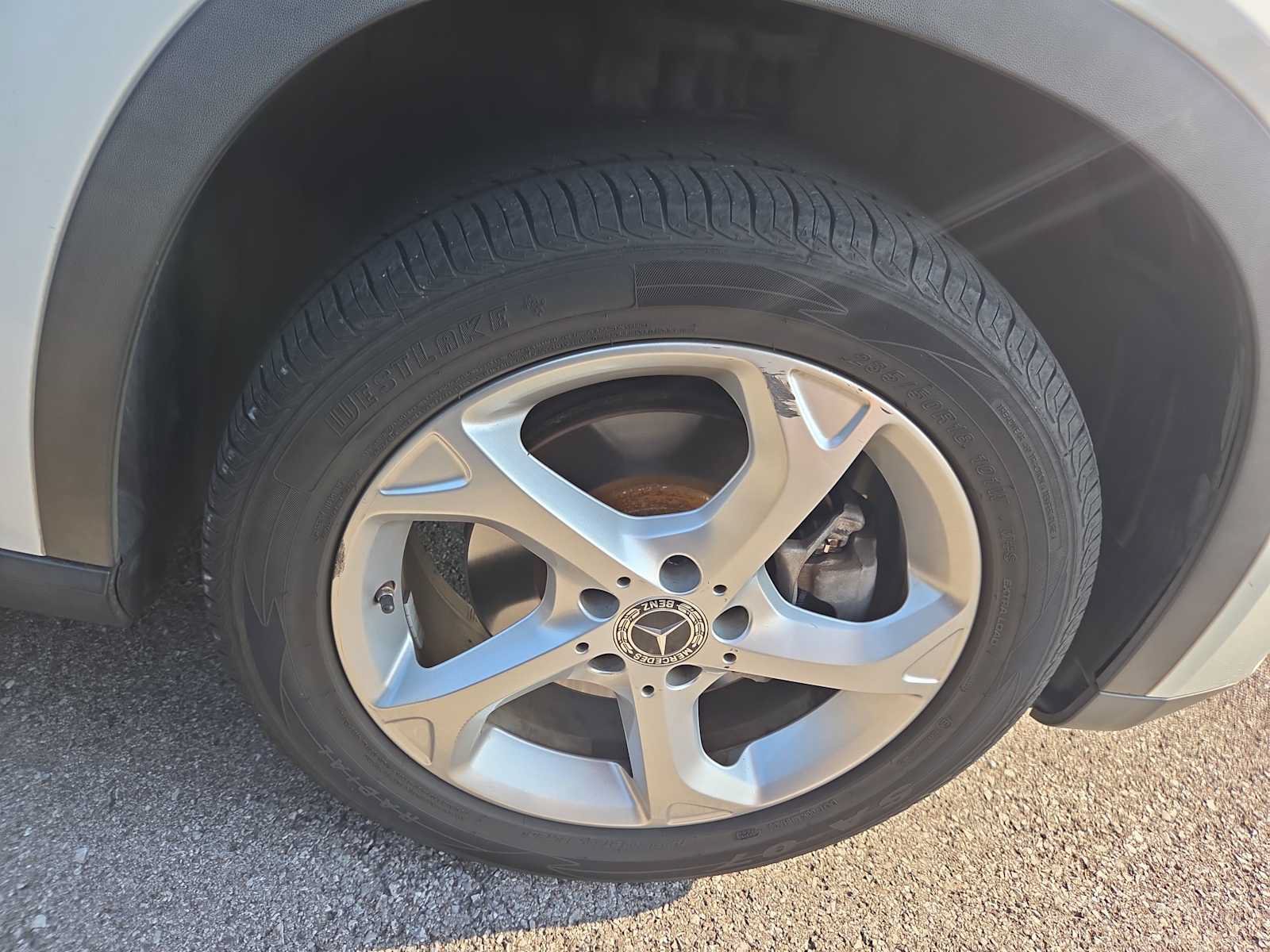 Used 2018 Mercedes-Benz GLA 250 image 2