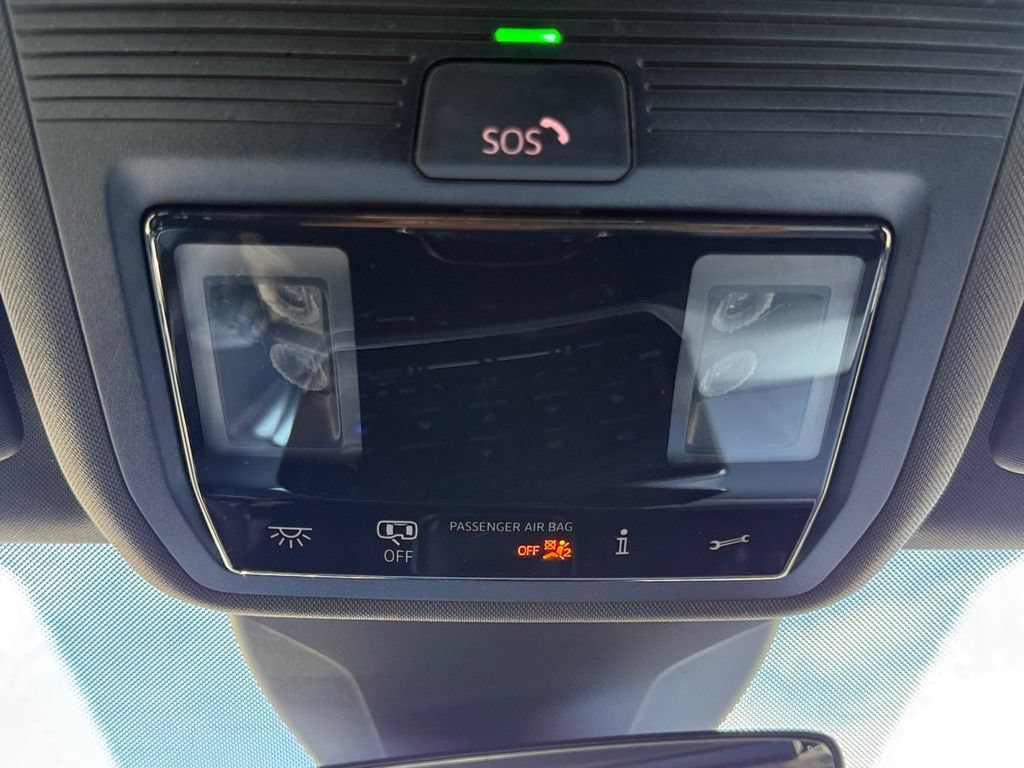 Used 2025 Volkswagen ID.4 Pro RWD image 18