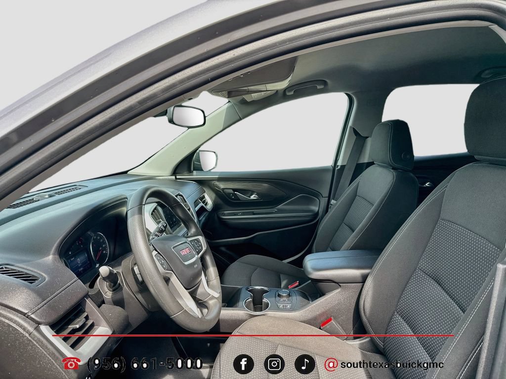 Used 2024 GMC Terrain SLE w/ Driver Convenience Package FWD image 11