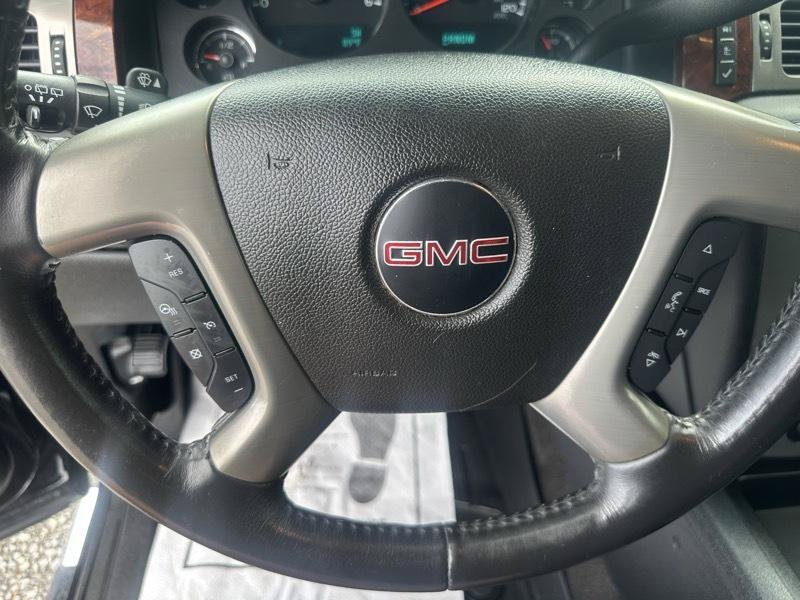 Used 2014 GMC Yukon SLT w/ SLT-2 Equipment Package RWD image 12