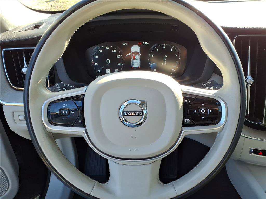 Used 2021 Volvo XC60 T5 Inscription w/ Advanced Package image 22