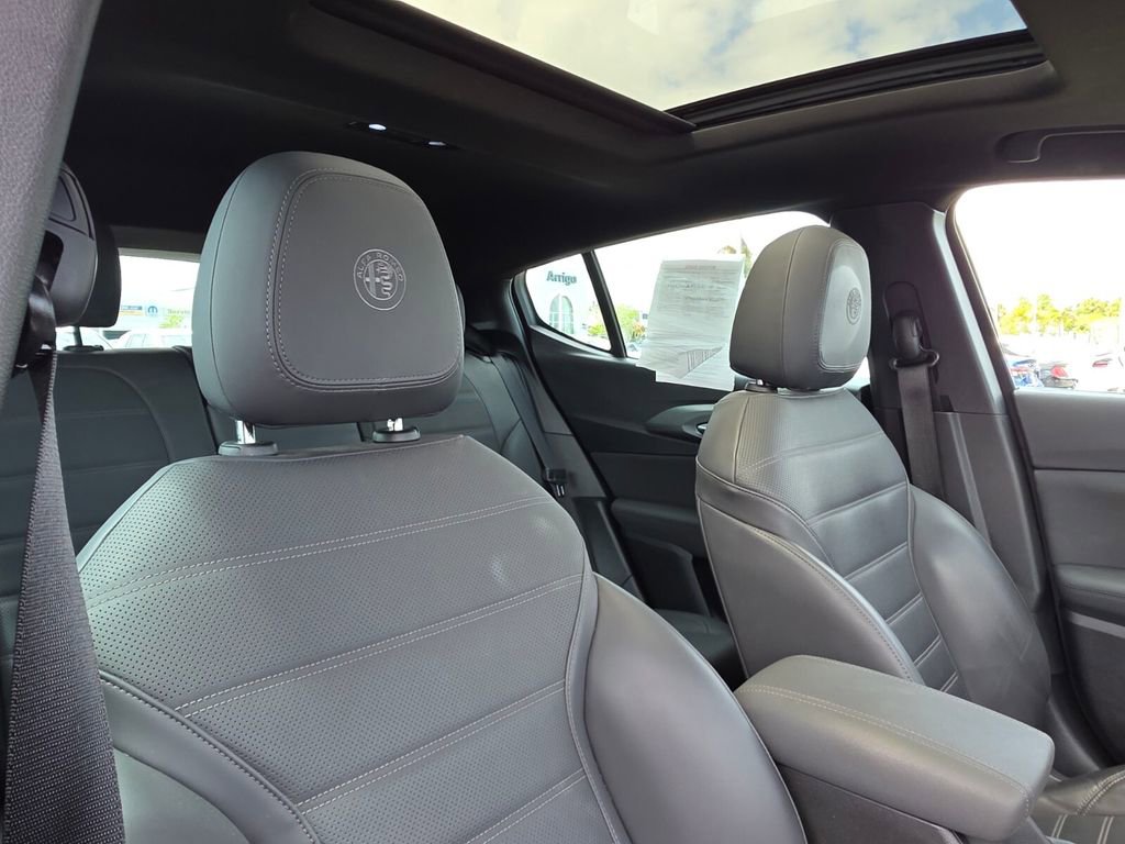 Used 2024 Alfa Romeo Tonale Ti w/ Active Assist Package image 11