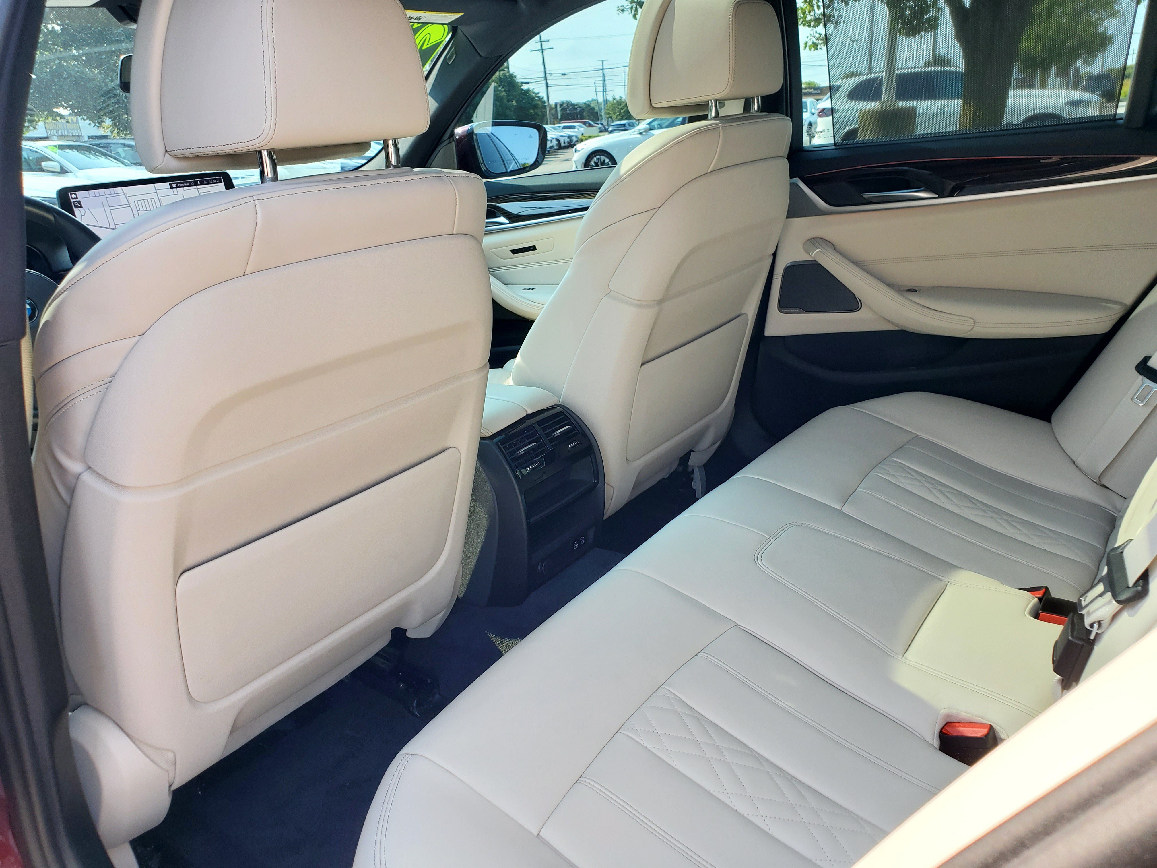 Used 2023 BMW 540i xDrive w/ Executive Package AWD/4WD image 36