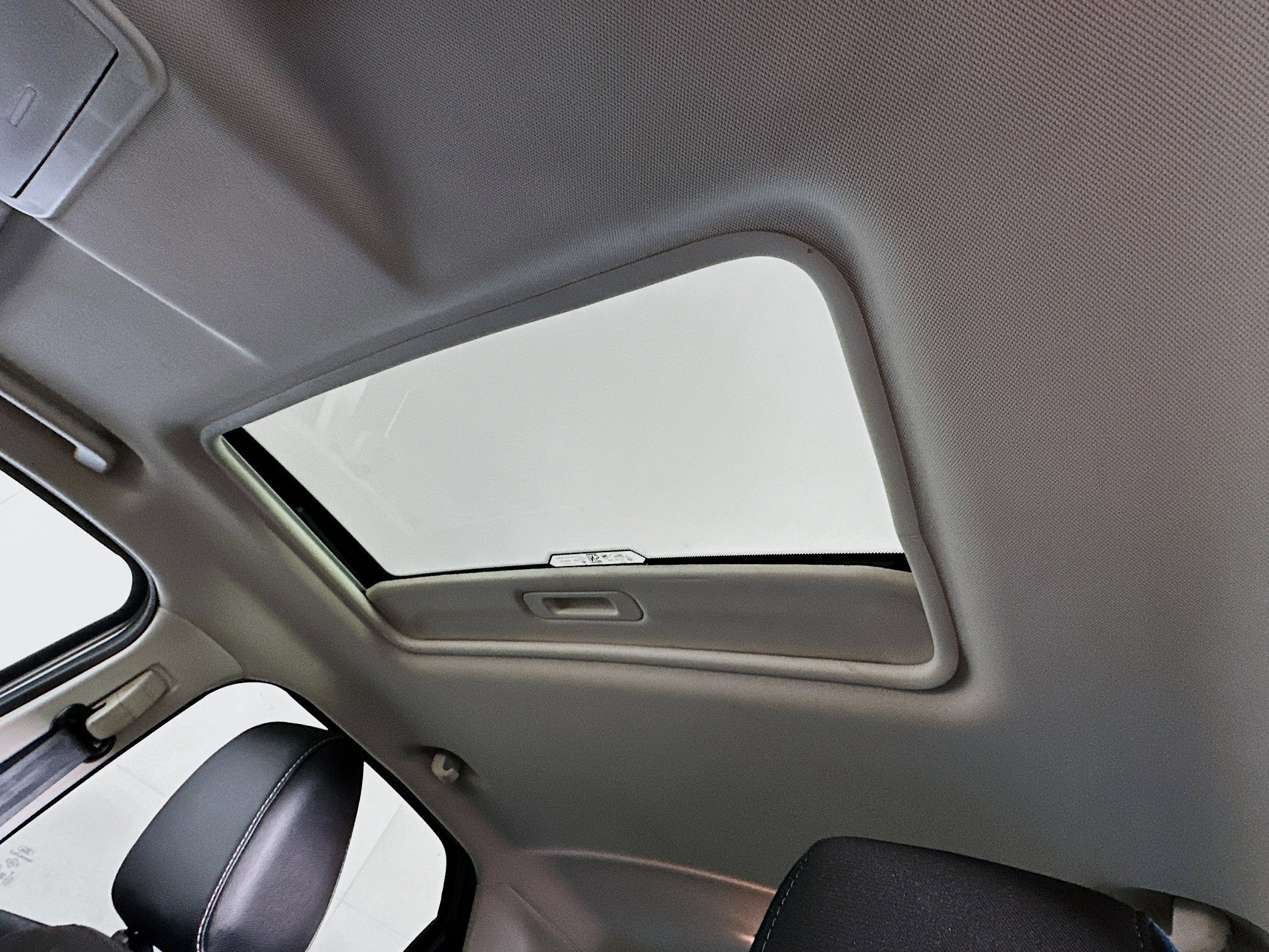 Used 2020 Ford EcoSport SE w/ SE Convenience Package image 26