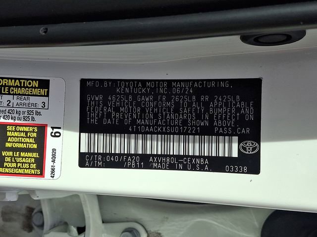 Used 2025 Toyota Camry LE FWD image 29
