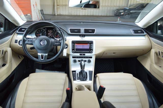 Used 2013 Volkswagen CC Sport FWD image 14