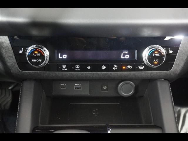 New 2025 Mitsubishi Outlander SE AWD/4WD image 17
