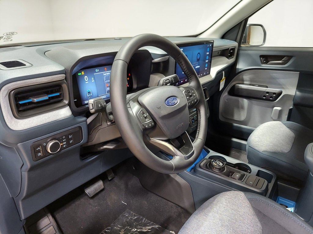 New 2025 Ford Maverick XLT w/ XLT Luxury Package image 13