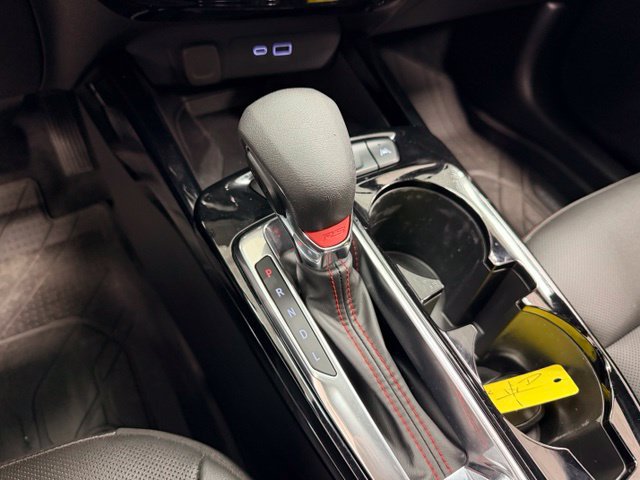 Certified 2024 Chevrolet Trax RS w/ Sunroof Package FWD image 14