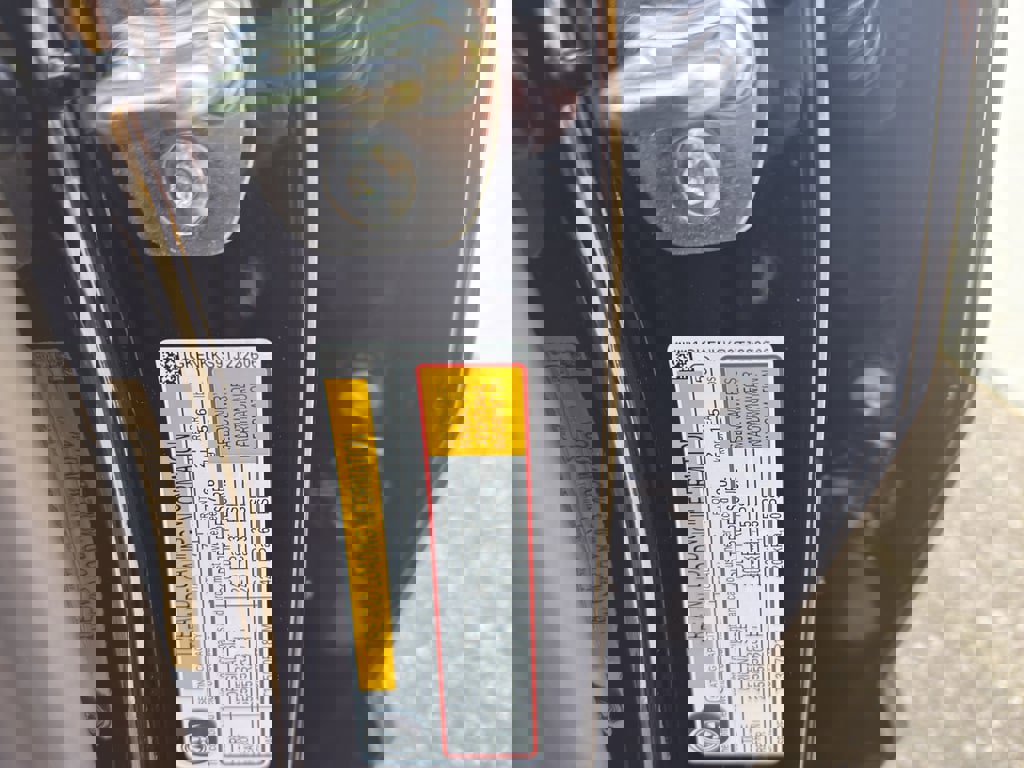 New 2026 GMC Acadia Elevation w/ Elevation Premium Package image 24