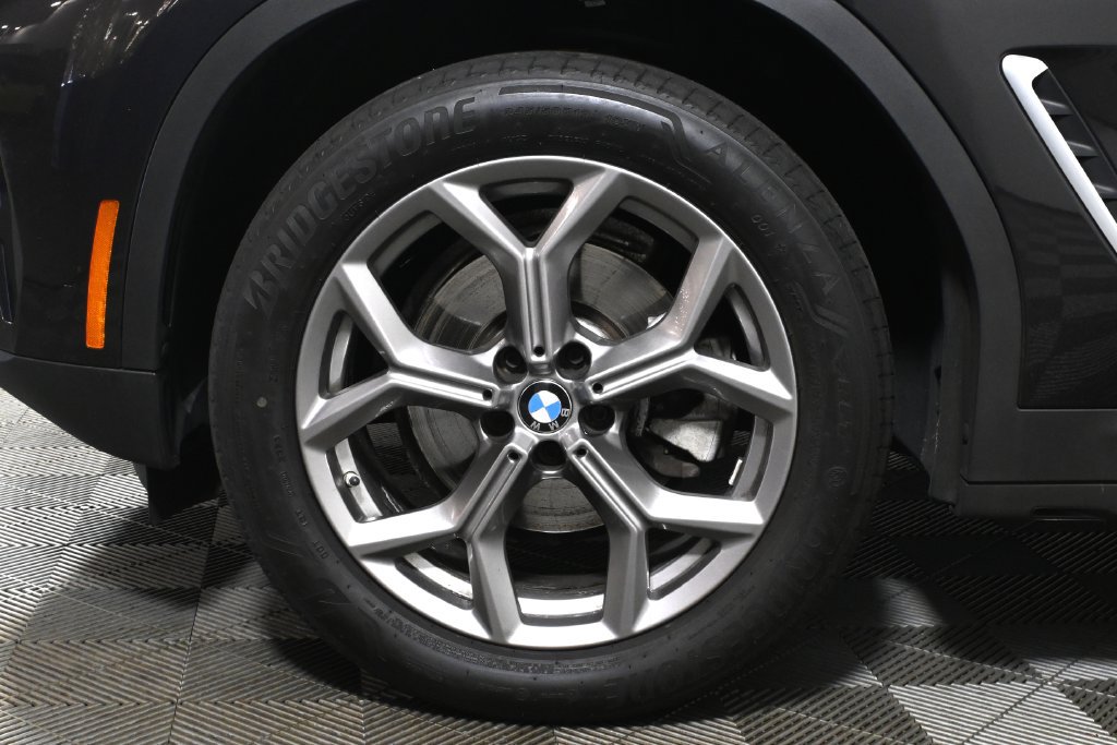 Certified 2024 BMW X3 xDrive30i w/ Premium Package w/ZPA AWD/4WD image 12