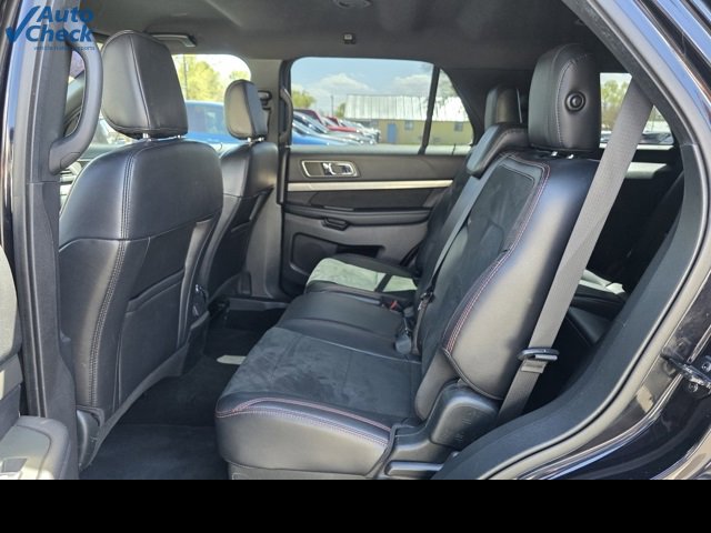 Used 2019 Ford Explorer XLT w/ Equipment Group 202A image 13