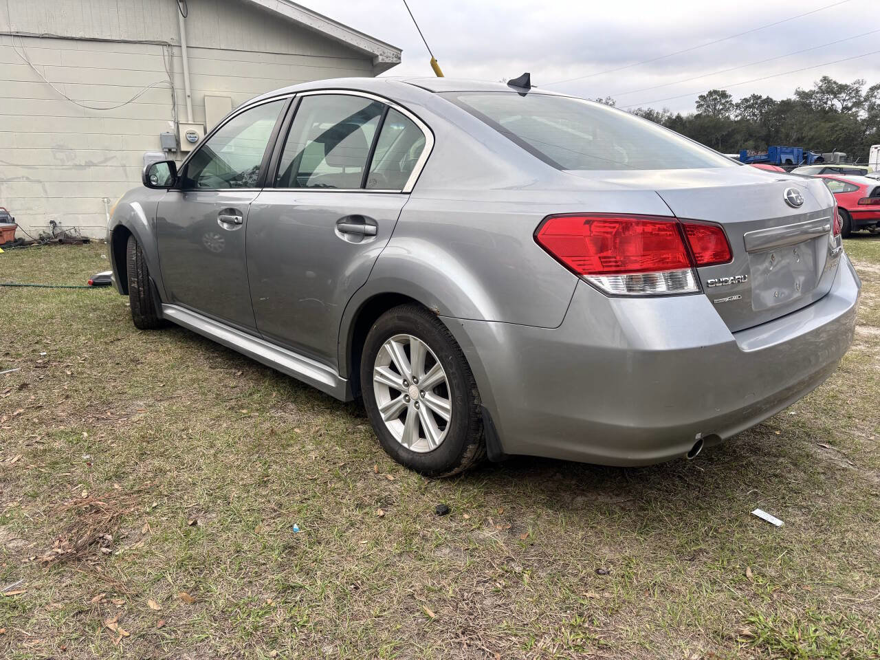 Used 2011 Subaru Legacy 2.5i Limited image 5