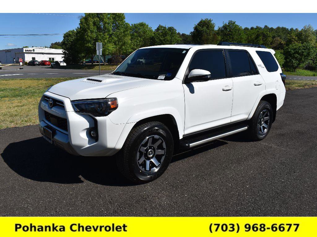 Used 2023 Toyota 4Runner TRD Off-Road Premium w/ Off Road Premium Plus Package AWD/4WD image 4