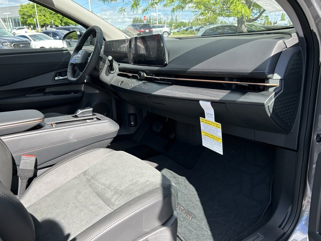 Certified 2024 Nissan Ariya AWD image 28