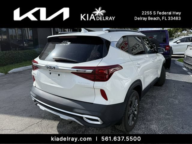 Certified 2023 Kia Seltos S w/ Navigation Package FWD image 2