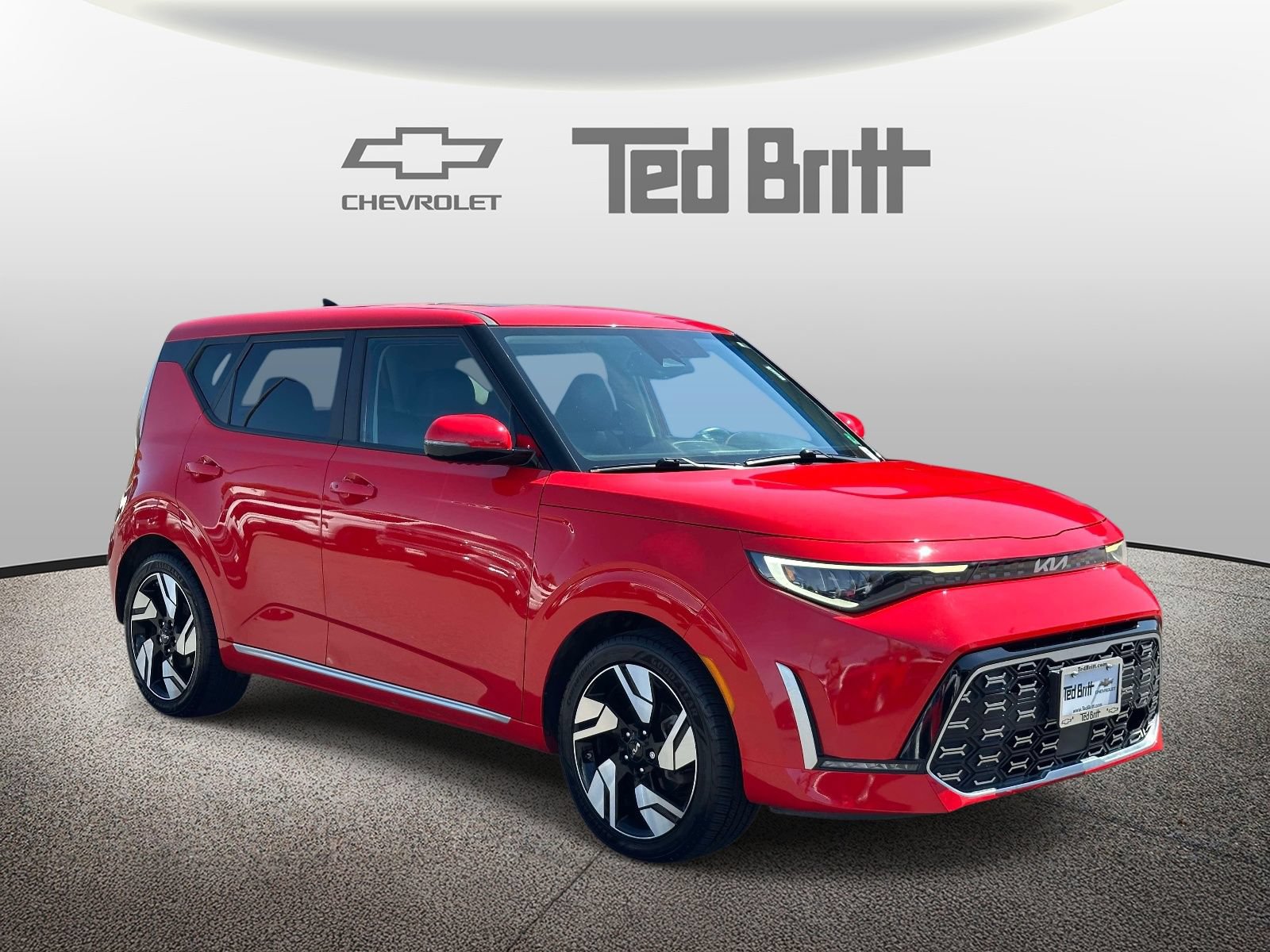 Used 2024 Kia Soul GT-Line w/ GT-Line Technology Package FWD image 3