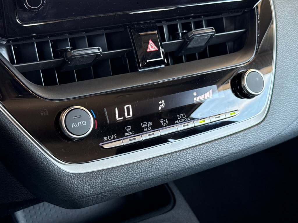 Used 2026 Toyota Corolla LE FWD image 21