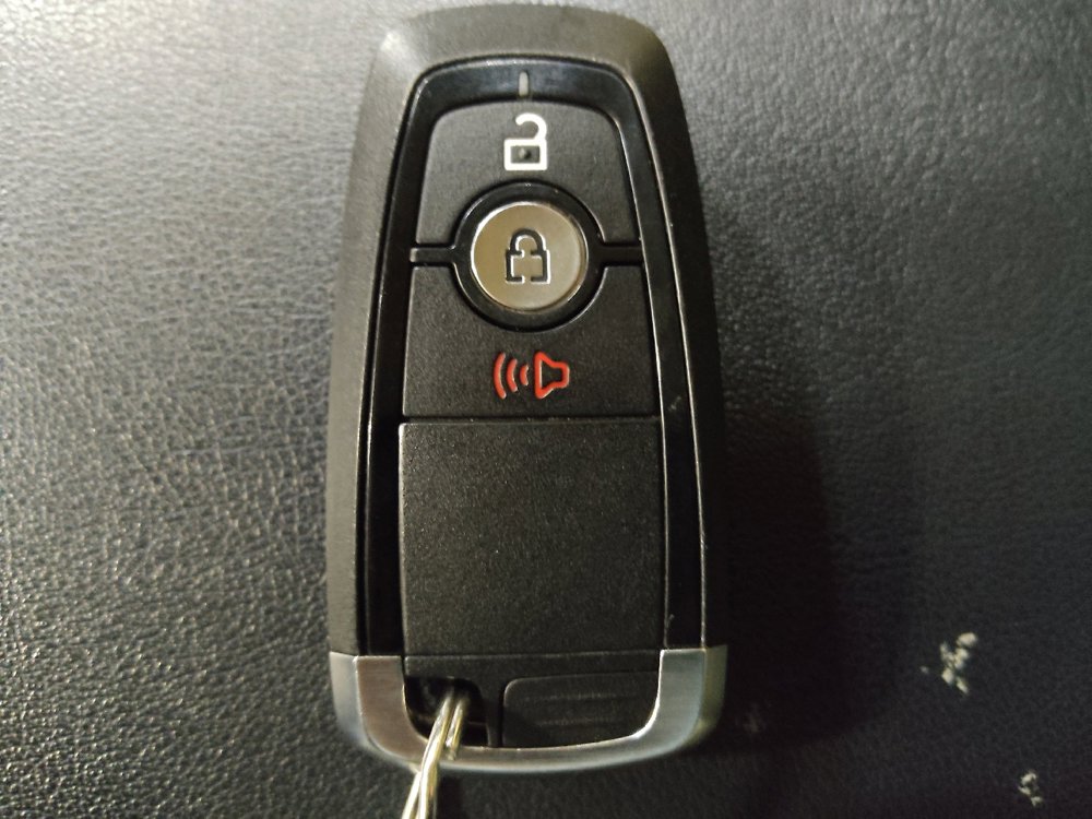 Used 2017 Ford Edge SEL FWD image 32