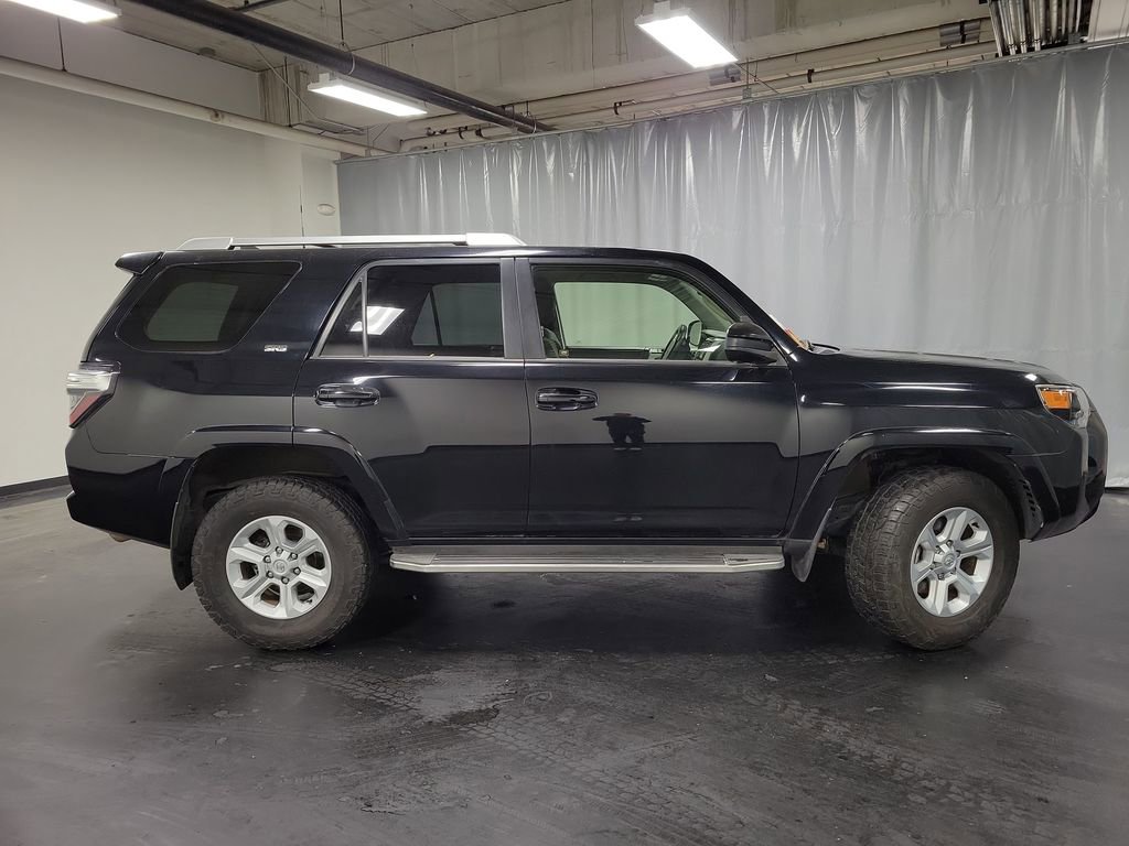 Used 2018 Toyota 4Runner SR5 image 9