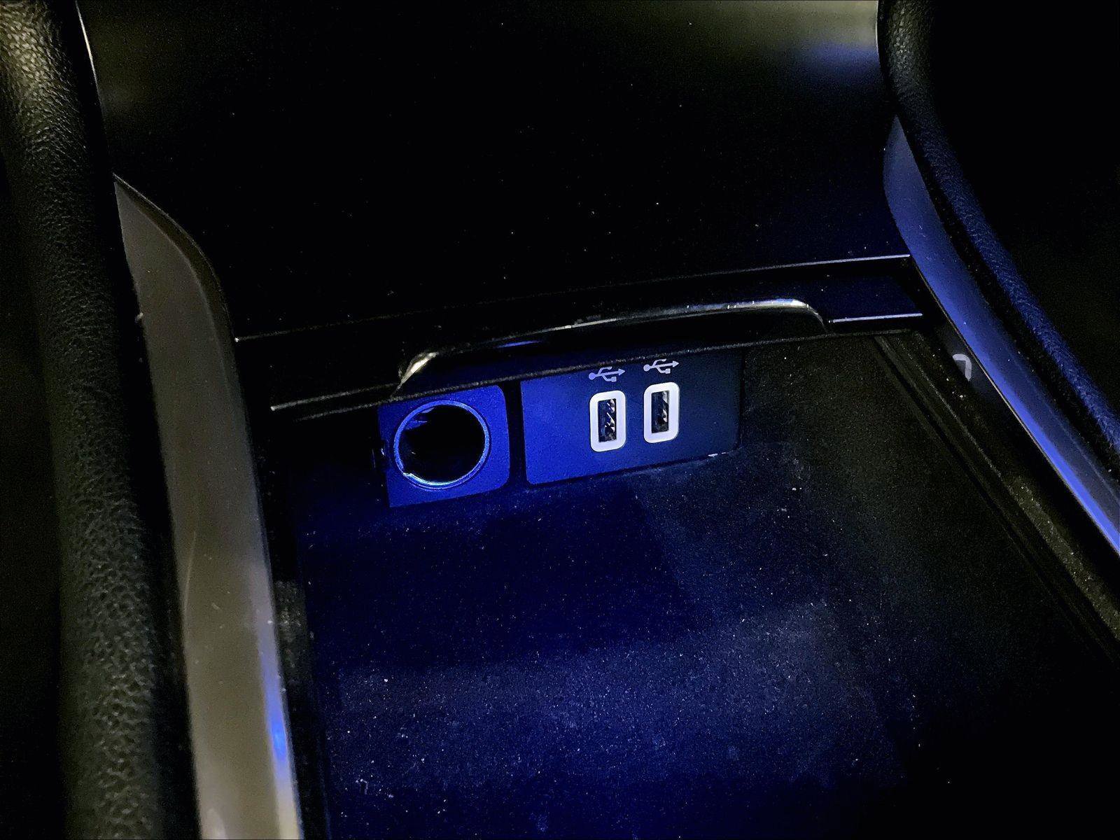 Used 2017 Lincoln MKC Reserve image 31