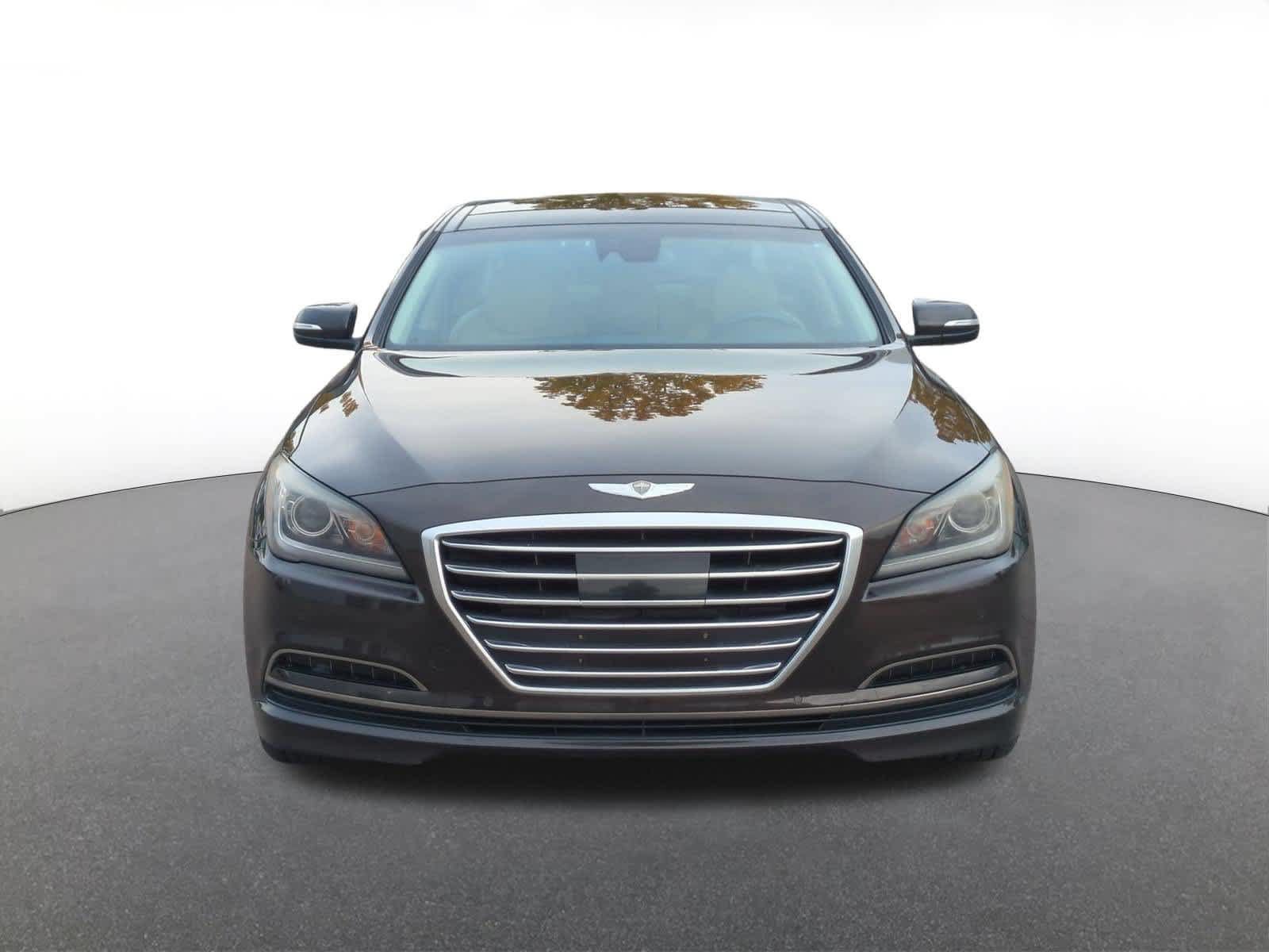Used 2015 Hyundai Genesis 3.8 w/ Option Group 03 RWD image 9