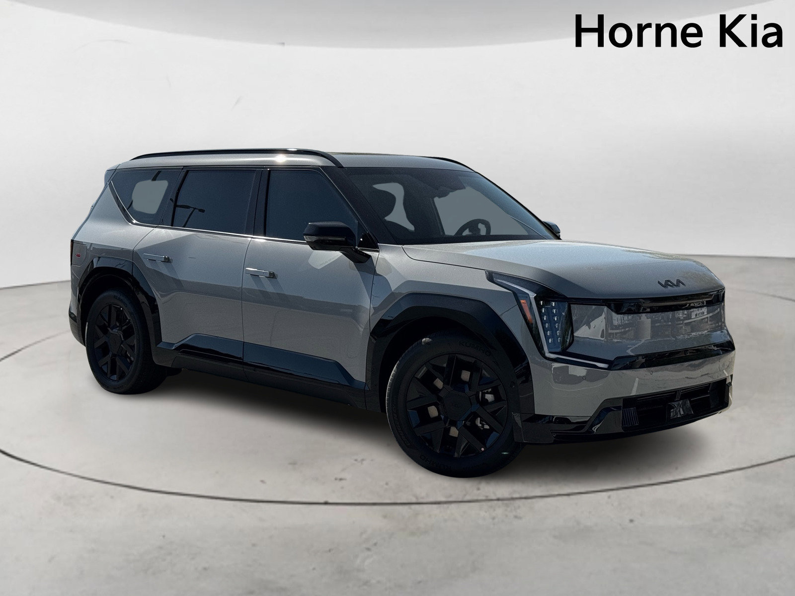 New 2026 Kia EV9 Land w/ Nightfall Edition Package image 2