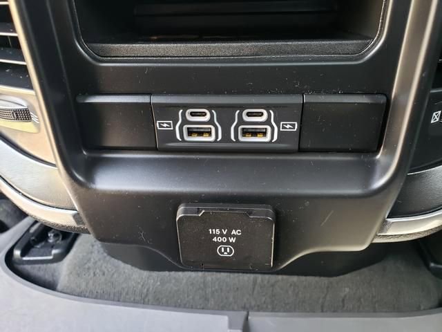 Used 2022 RAM 1500 Laramie w/ Sport Appearance Package AWD/4WD image 14
