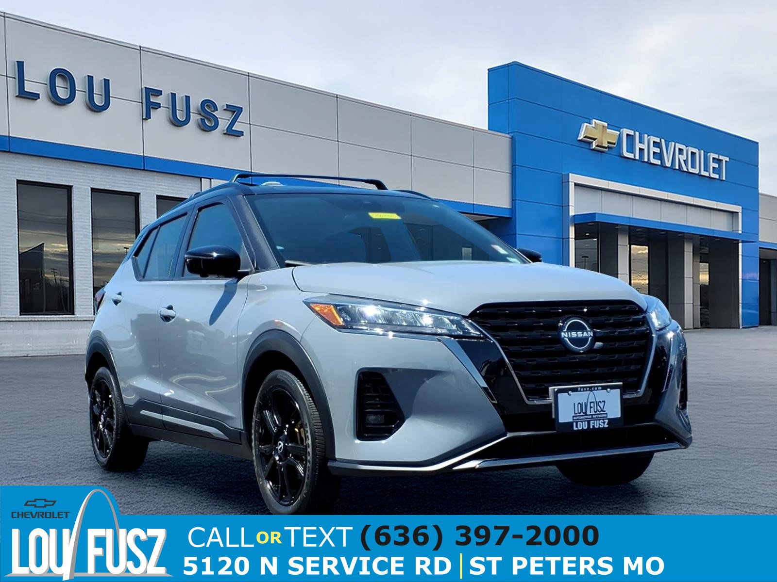 Used 2023 Nissan Kicks SR FWD image 1