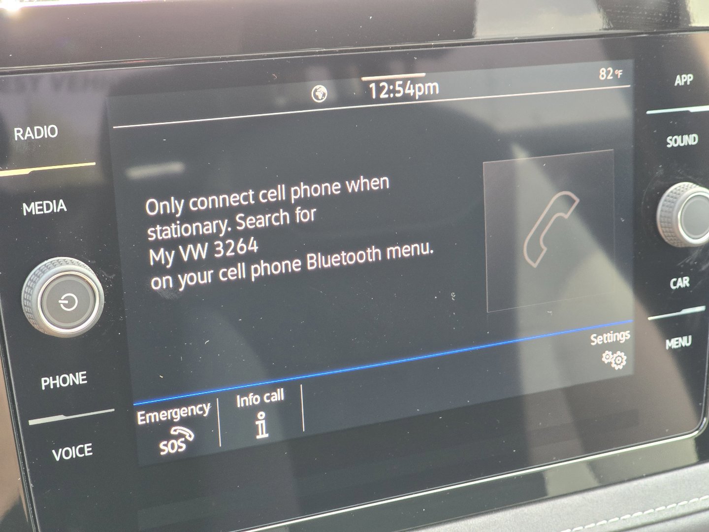 New 2026 Volkswagen Taos SE FWD image 5