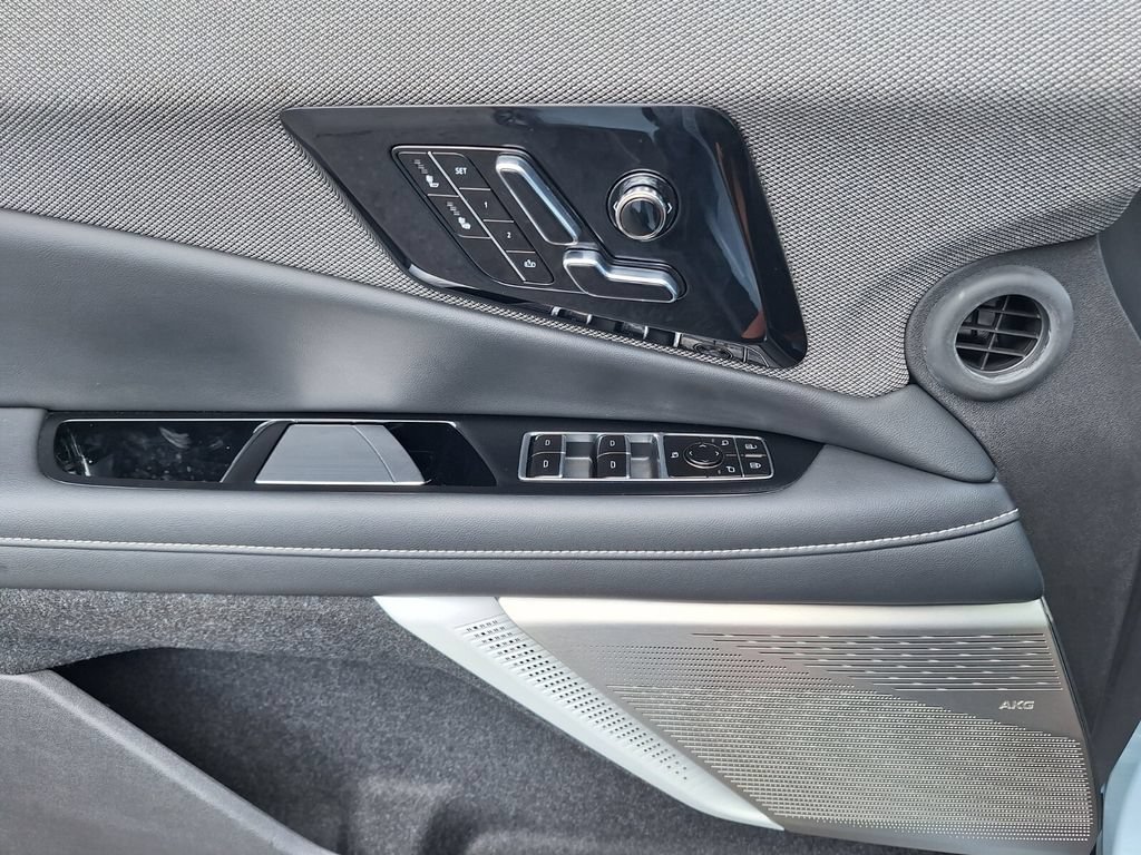 Certified 2026 Cadillac Optiq Sport 1 RWD image 23