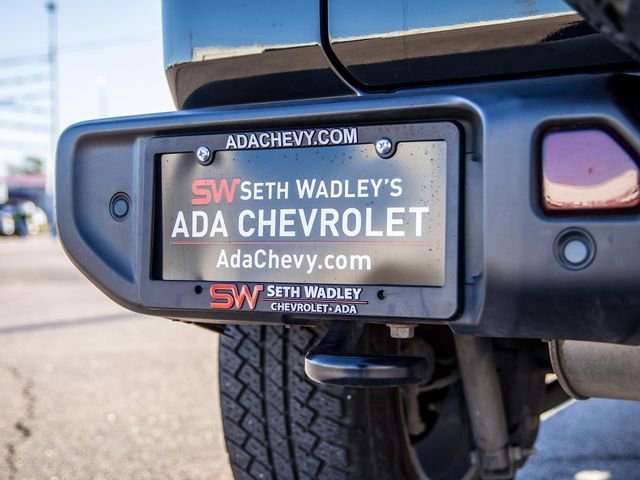 Used 2018 Jeep Wrangler Unlimited Sahara AWD/4WD image 11