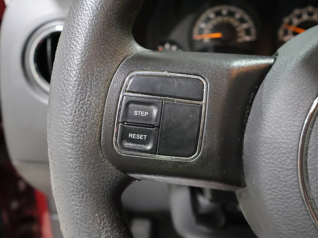 Used 2016 Jeep Compass Sport w/ Power Value Group FWD image 28