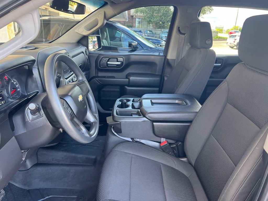 Used 2021 Chevrolet Silverado 1500 Custom AWD/4WD image 4