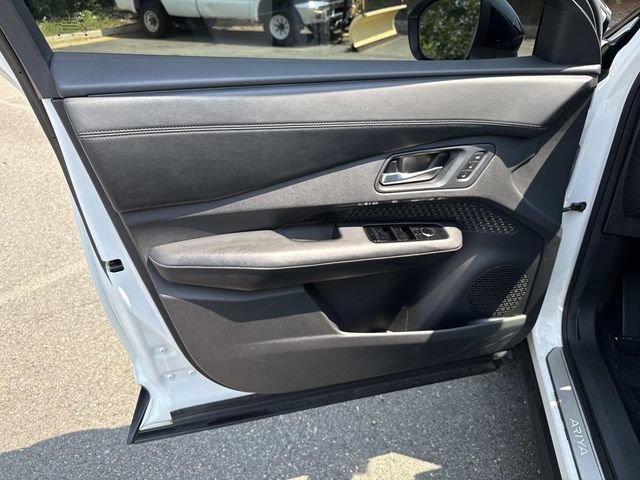 Used 2023 Nissan Ariya FWD image 13