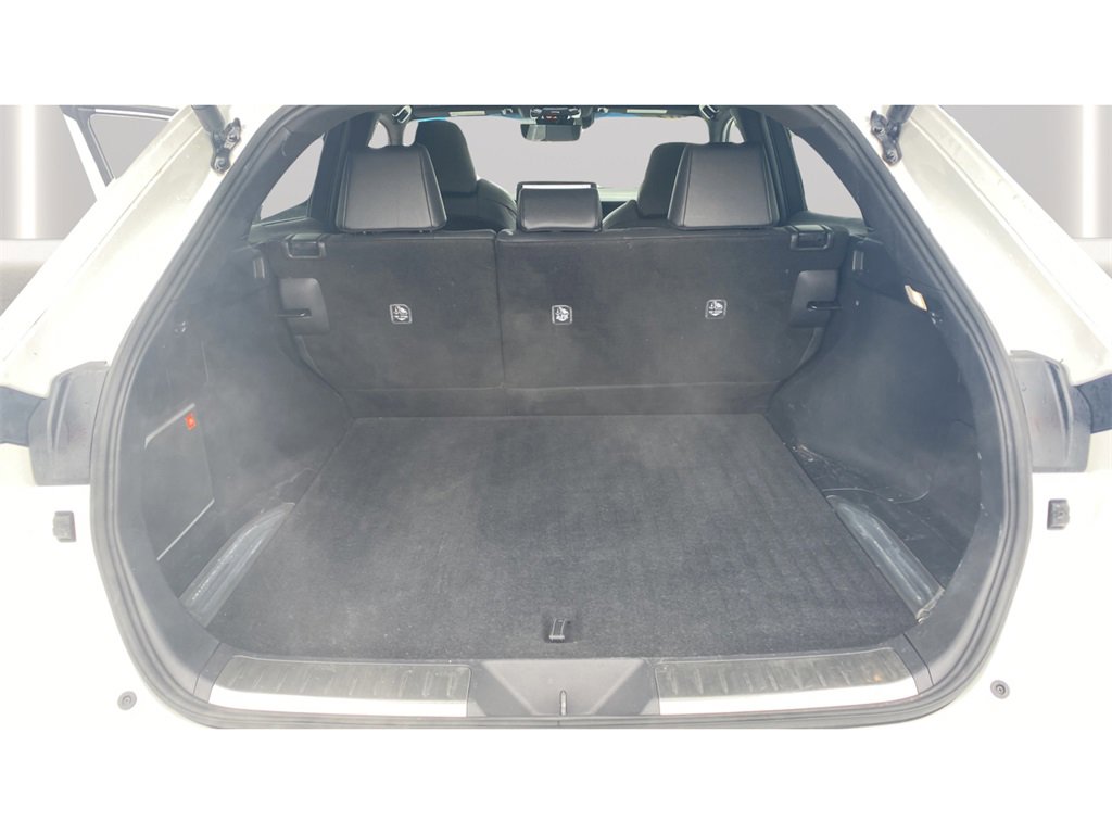 Used 2024 Toyota Venza Limited image 16