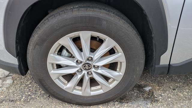 Used 2025 Toyota Corolla Cross LE image 21