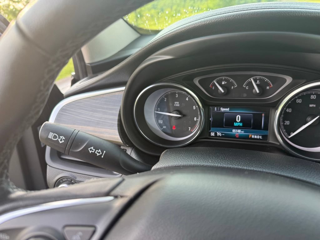 Used 2020 Buick Envision Essence FWD image 34