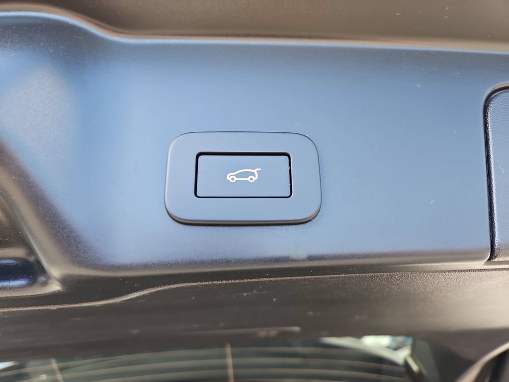 Used 2024 Land Rover Range Rover Evoque S AWD/4WD image 25