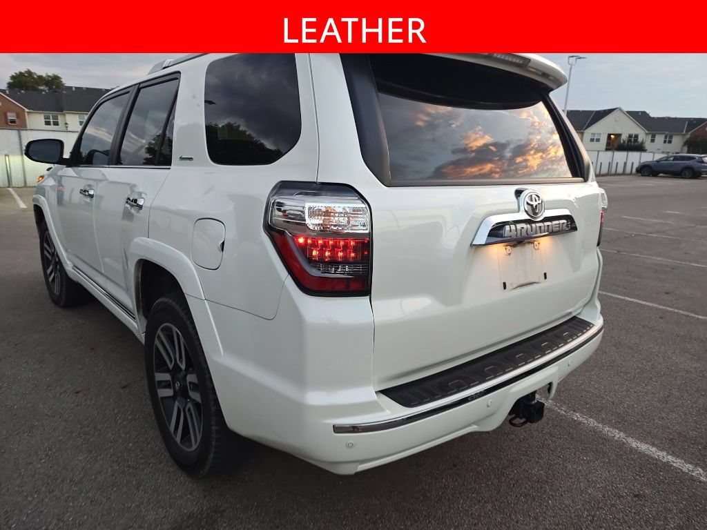 Used 2022 Toyota 4Runner Limited AWD/4WD image 4