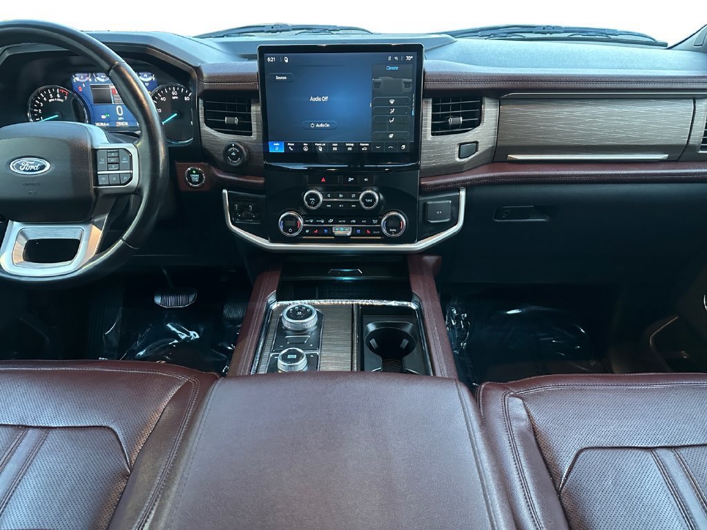 Used 2023 Ford Expedition Limited AWD/4WD image 12