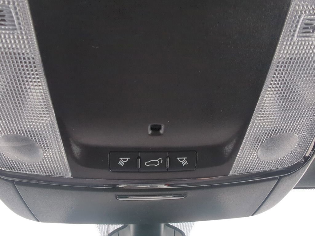 Used 2020 Jeep Grand Cherokee Laredo w/ Quick Order Package 2BN North image 23