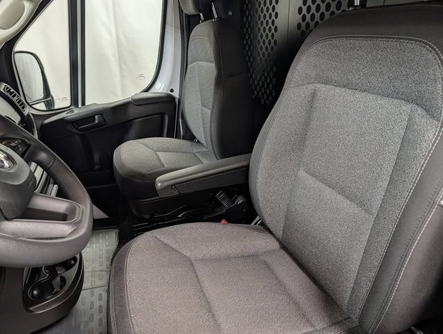 Used 2025 RAM ProMaster 2500 w/ U-Haul Equipment Group FWD image 13