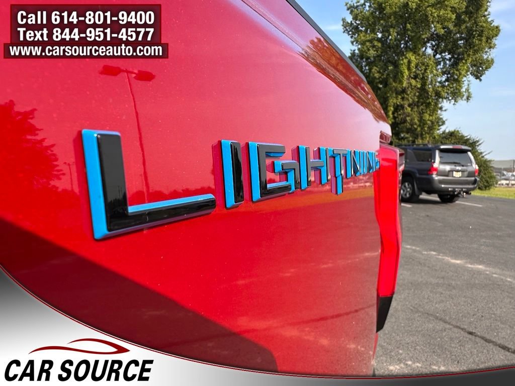 Used 2022 Ford F150 Lightning Platinum AWD/4WD image 29